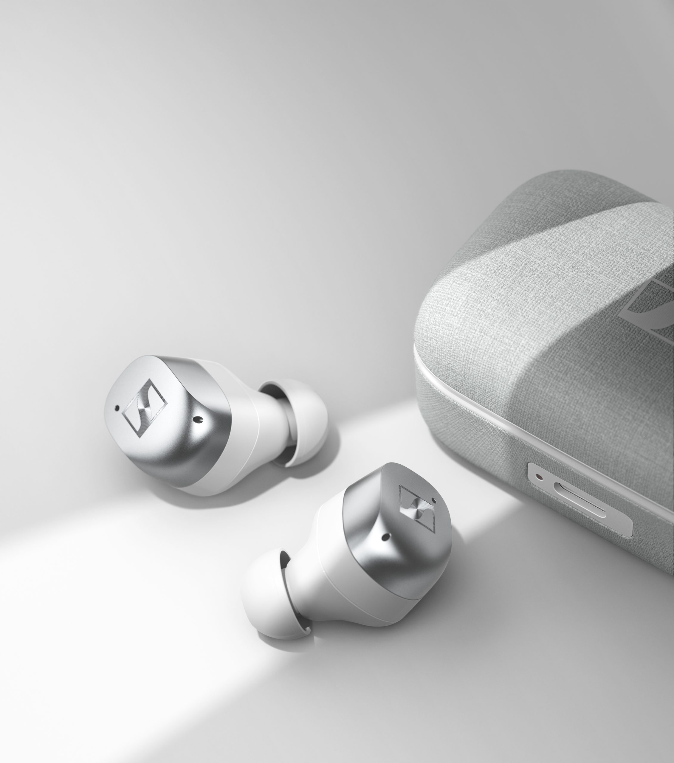 mtw_4_silver_white_packaging_image