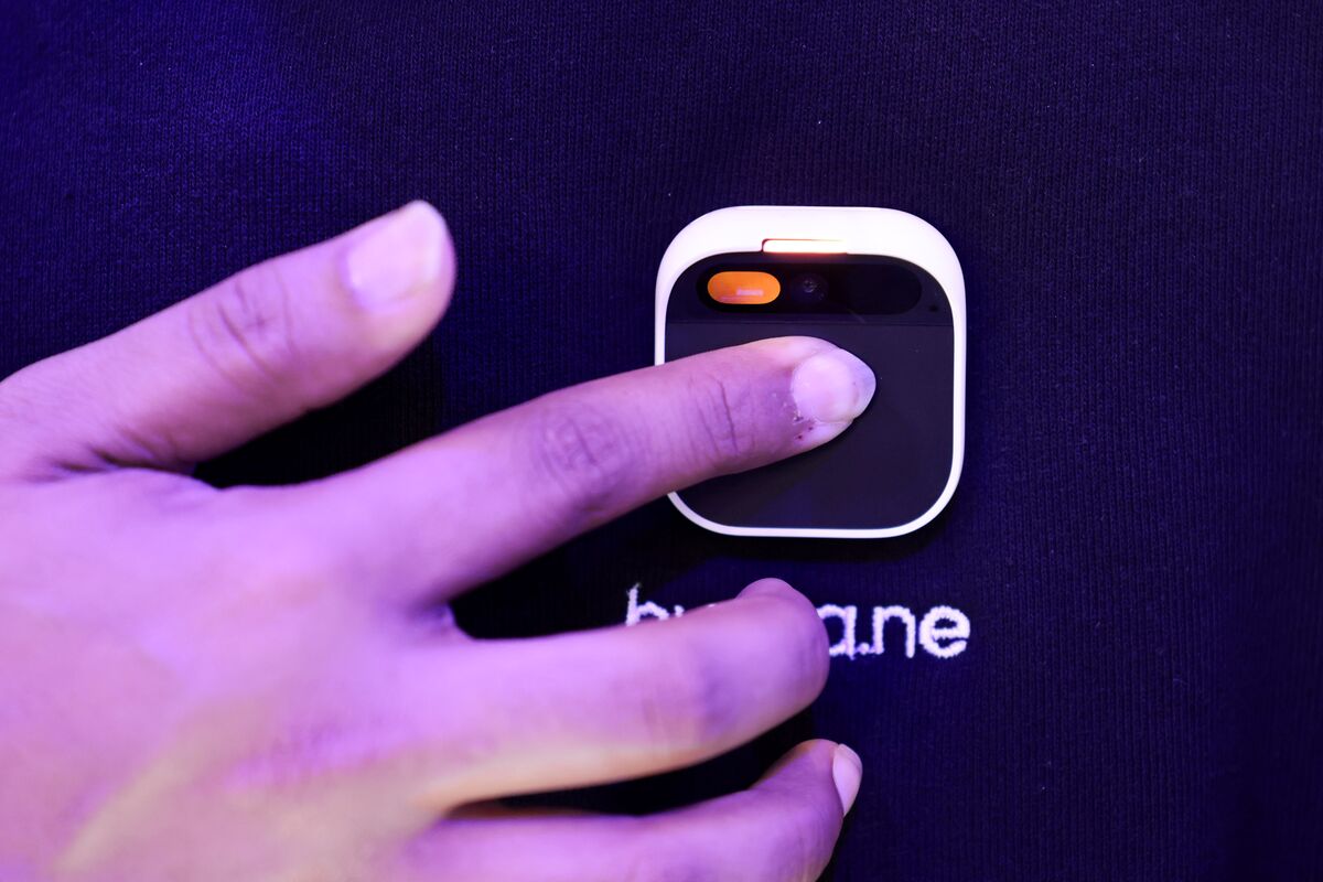 Humane is seeking a buyer for its AI Pin wearable, valuing the company between $750 million and $1 billion
