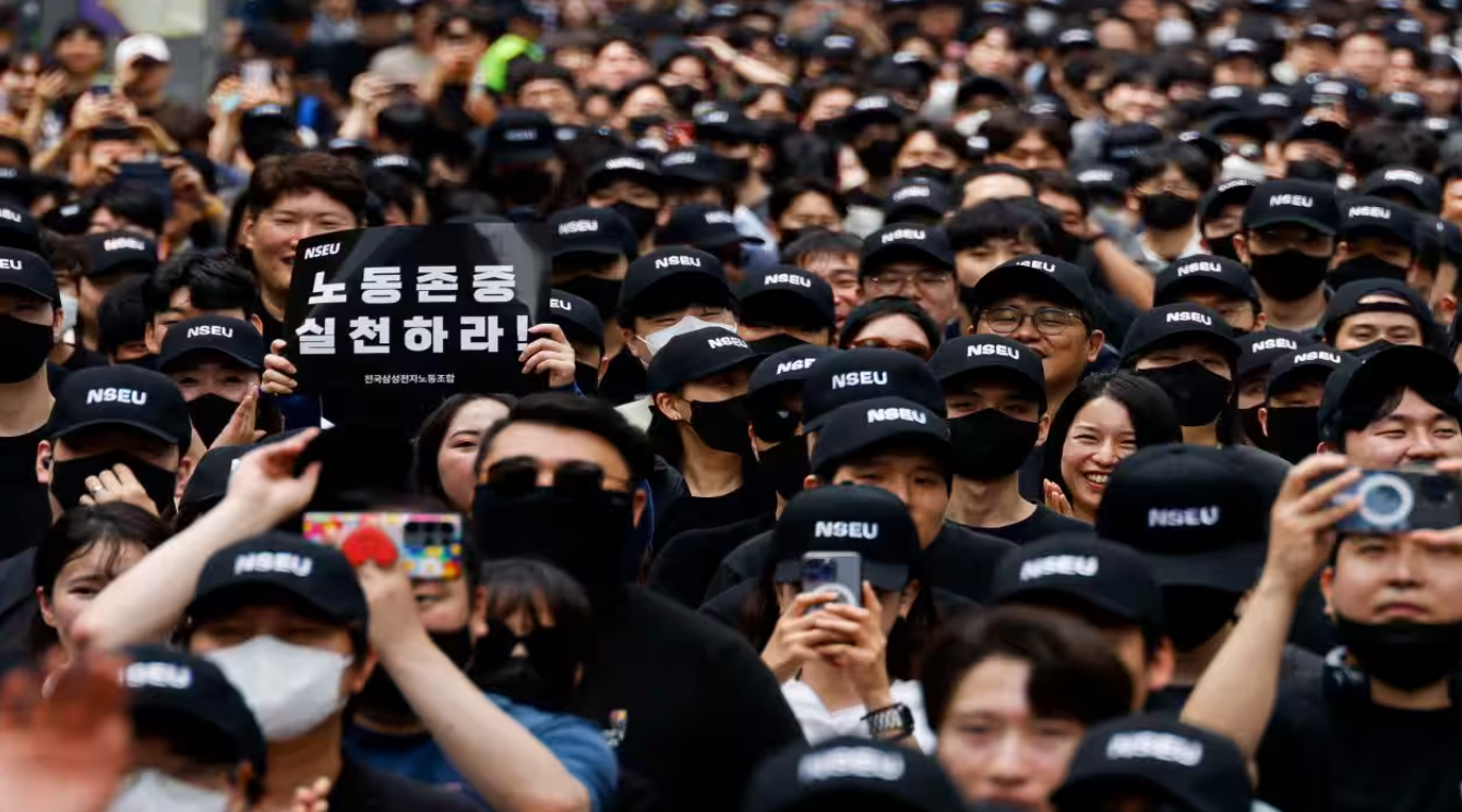 Samsung Workers Go on Strike for Better Pay Amid AI Chip Market Competition