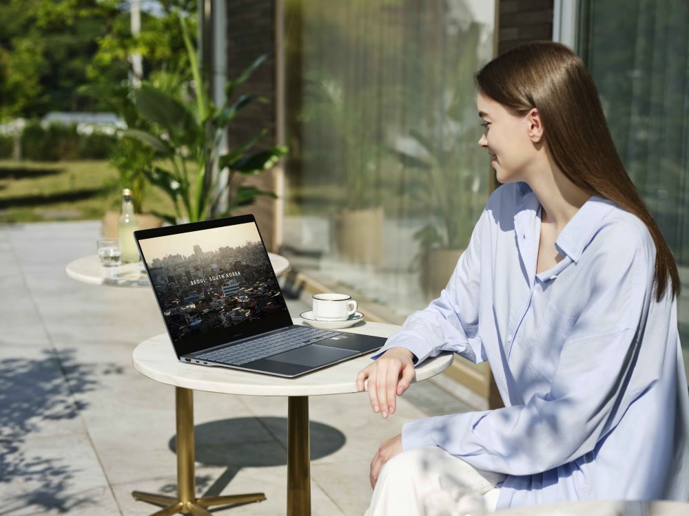 Samsung collaborated with Microsoft to bring Copilot in Windows to Galaxy Book