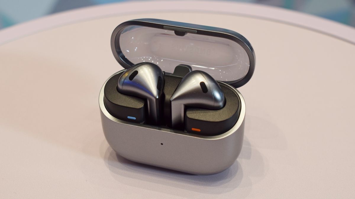 Samsung Launches Galaxy Buds 3 and 3 Pro in India