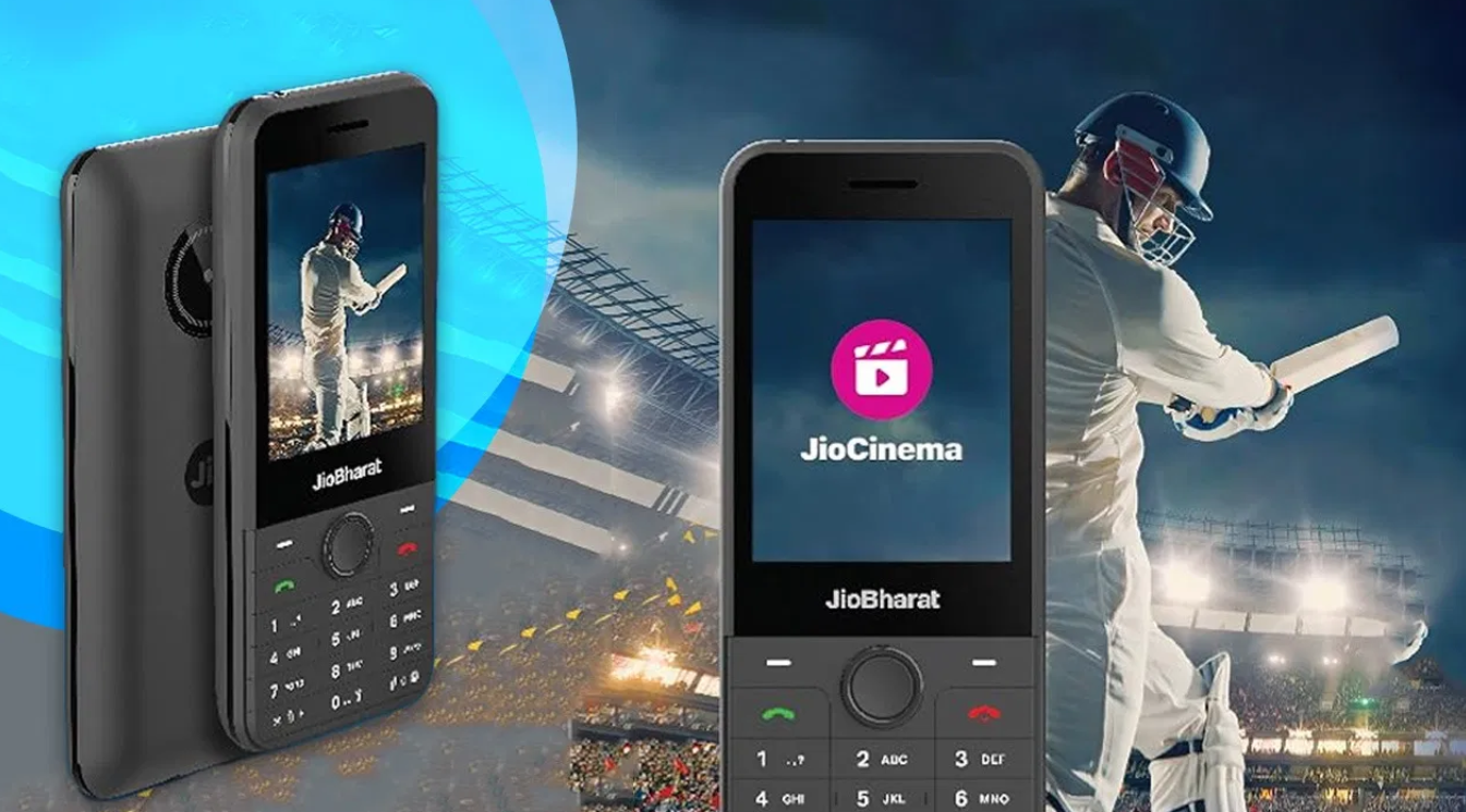 The J1 features a 2.8-inch screen, an upgrade from the 2.4-inch display on the B1 model.